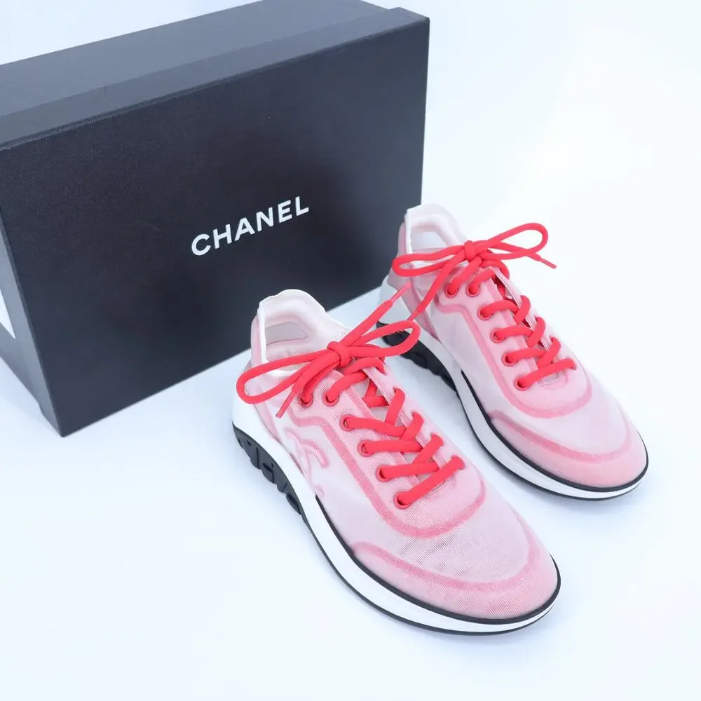 CHANEL red white